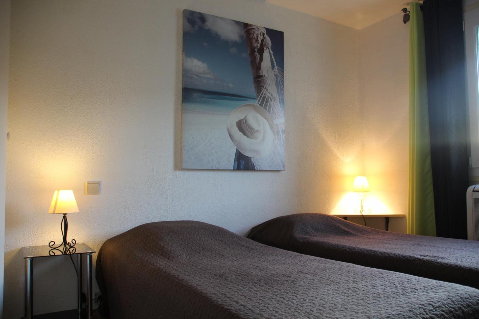 Auberge Des Toques Pegomas Phòng bức ảnh